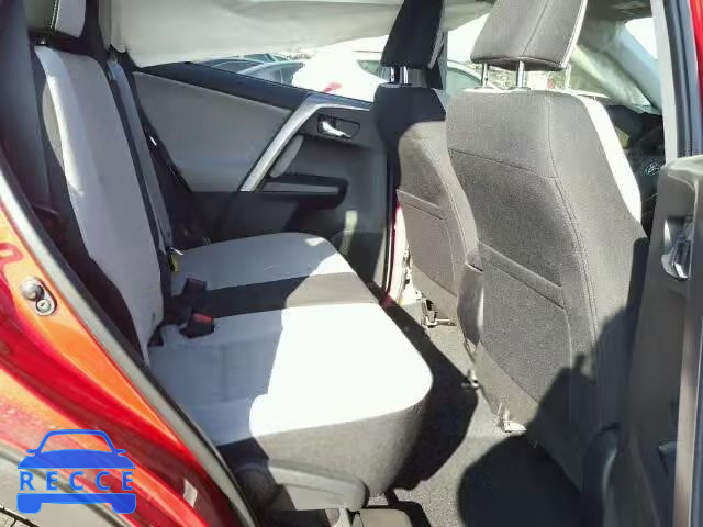 2016 TOYOTA RAV4 XLE JTMWFREV7GJ082346 image 5