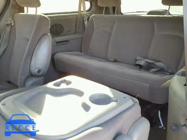 2003 CHRYSLER Town and Country 2C4GP24R43R375088 image 9