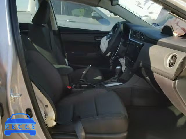 2017 TOYOTA COROLLA L 5YFBURHE2HP573632 image 4