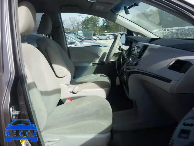 2013 TOYOTA SIENNA 5TDZK3DC4DS288504 image 4