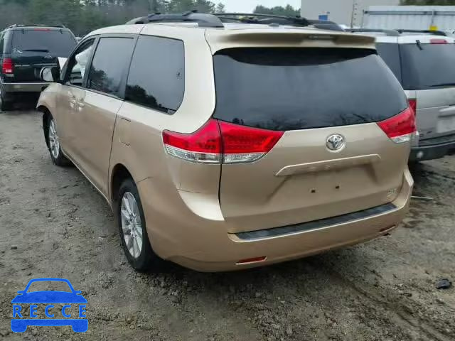 2013 TOYOTA SIENNA XLE 5TDDK3DC6DS064905 image 2