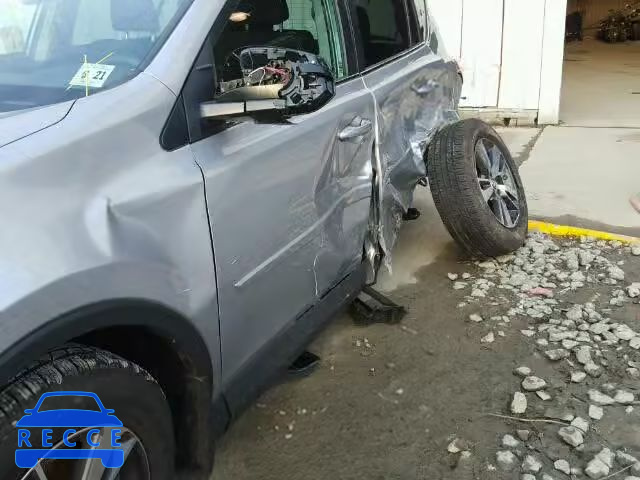 2016 TOYOTA RAV4 XLE 2T3RFREV4GW470827 image 9