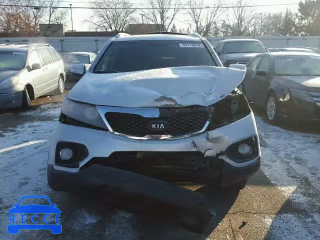 2011 KIA SORENTO BA 5XYKT4A10BG180656 image 8