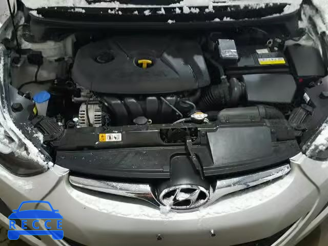 2016 HYUNDAI ELANTRA SE 5NPDH4AEXGH767881 image 6