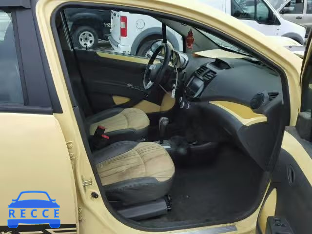 2014 CHEVROLET SPARK 1LT KL8CD6S93EC403937 зображення 4