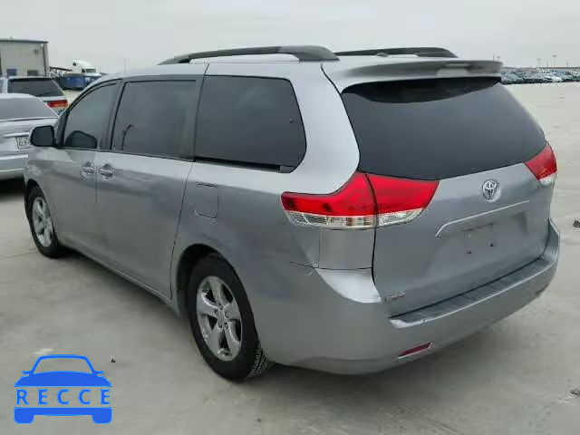 2012 TOYOTA SIENNA LE 5TDKK3DC2CS211341 image 2