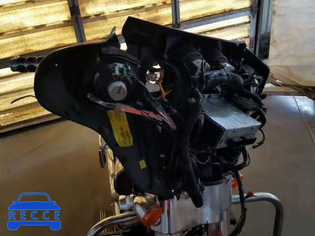 2012 HARLEY-DAVIDSON FLHX 1HD1KBM18CB683215 image 8