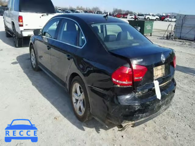 2015 VOLKSWAGEN PASSAT S 1VWAS7A38FC079826 image 2