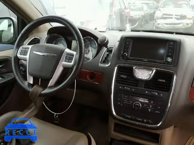 2014 CHRYSLER Town and Country 2C4RC1BG8ER330173 зображення 8