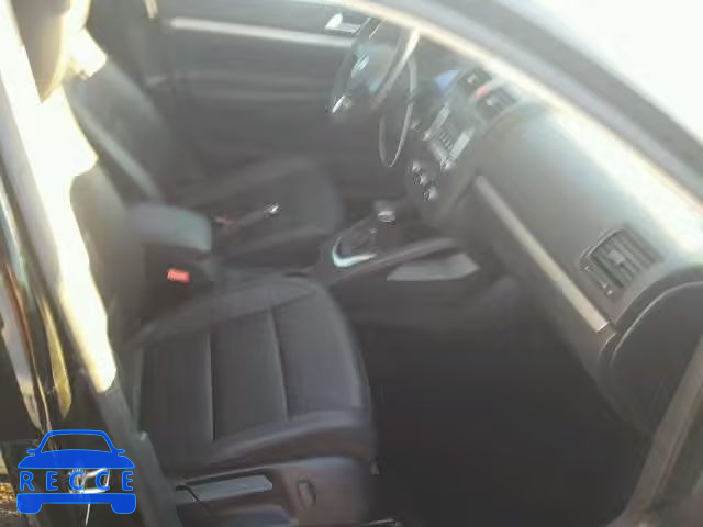 2010 VOLKSWAGEN JETTA LIMI 3VWAX7AJ9AM122769 image 4