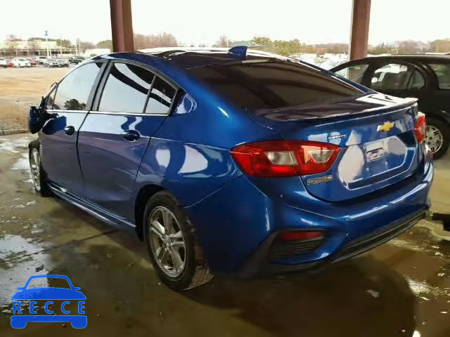 2017 CHEVROLET CRUZE LT 1G1BE5SMXH7106748 Bild 2