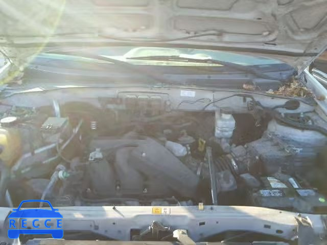 2005 FORD ESCAPE XLT 1FMYU93105KD17655 image 6