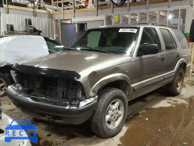 2000 CHEVROLET BLAZER 1GNDT13W3Y2384457 image 1