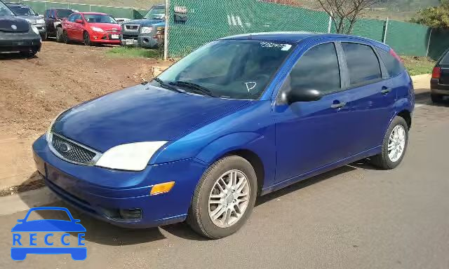2005 FORD FOCUS ZX5 3FAFP37NX5R116618 image 1