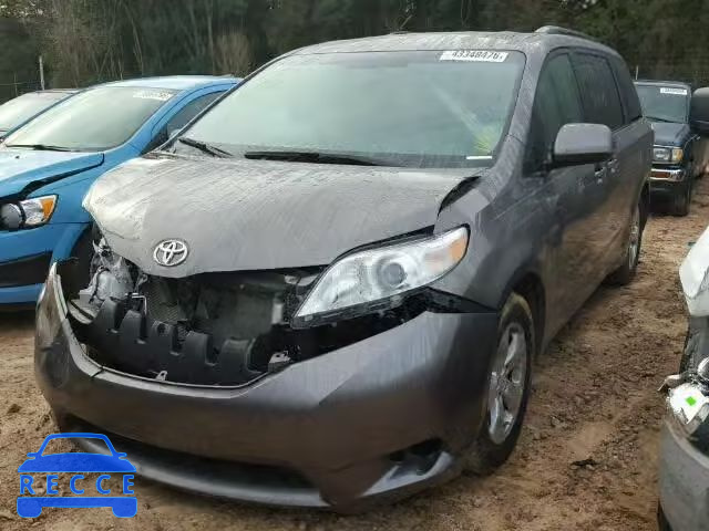 2015 TOYOTA SIENNA LE 5TDKK3DC7FS614445 image 1