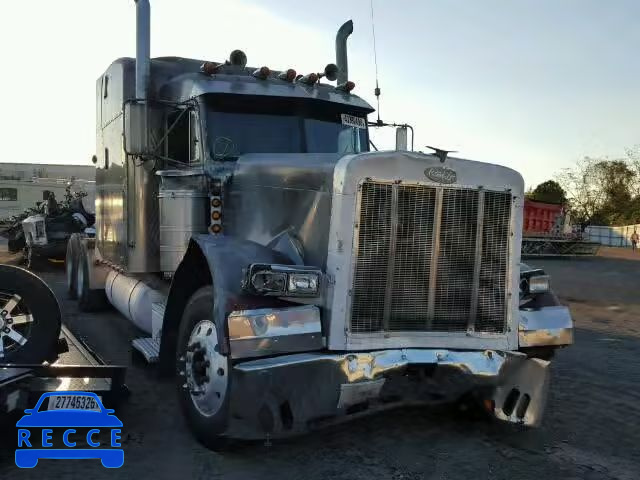 1998 PETERBILT CONVENTION 1XP5DR9X0WN471641 Bild 0