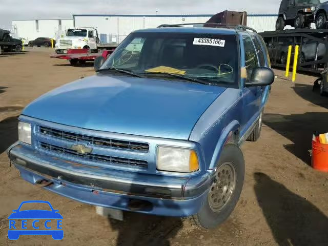 1997 CHEVROLET BLAZER 1GNDT13W5V2141342 image 1