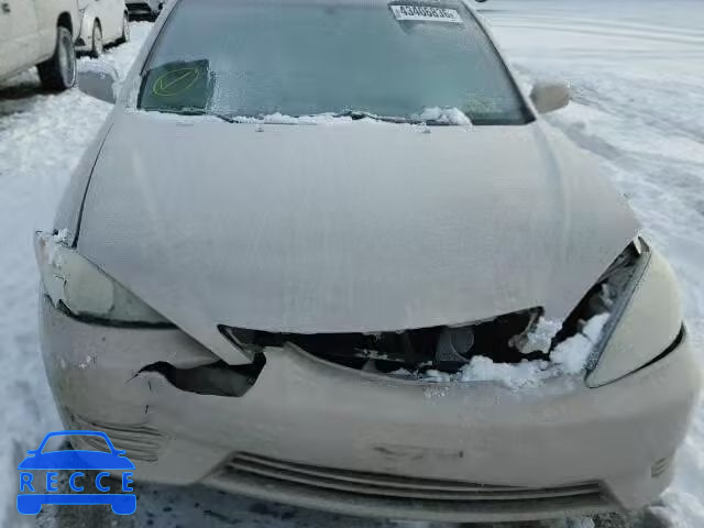 2005 TOYOTA CAMRY LE/X 4T1BE32KX5U590598 image 9
