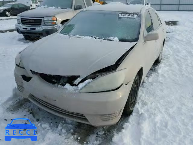 2005 TOYOTA CAMRY LE/X 4T1BE32KX5U590598 image 1