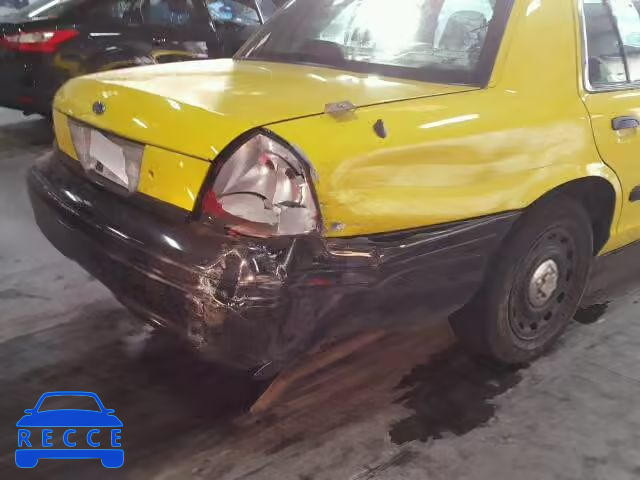 2005 FORD CROWN VIC 2FAHP71W25X132749 image 8