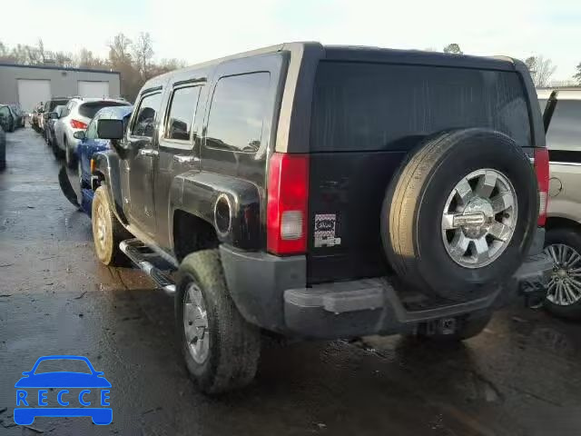 2006 HUMMER H3 SUV 5GTDN136068260426 image 2