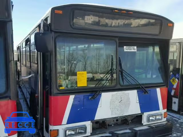 2001 GILLIG TRANSIT BU 15GCD211711110715 image 0