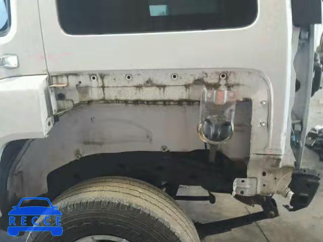 2006 HUMMER H3 SUV 5GTDN136368109709 image 8