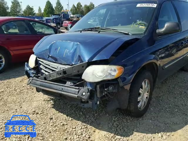 2005 CHRYSLER Town and Country 2C4GP54LX5R257885 image 9