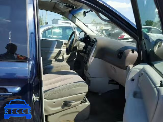 2005 CHRYSLER Town and Country 2C4GP54LX5R257885 image 4