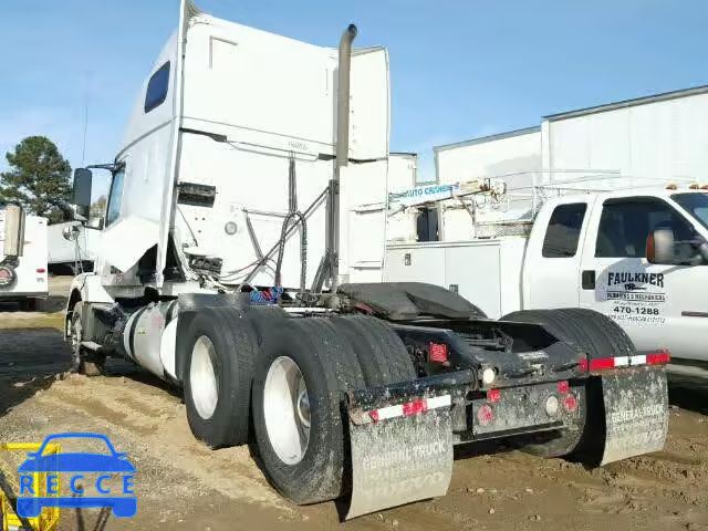 2011 VOLVO VNL 4V4NC9EH3BN296903 image 2