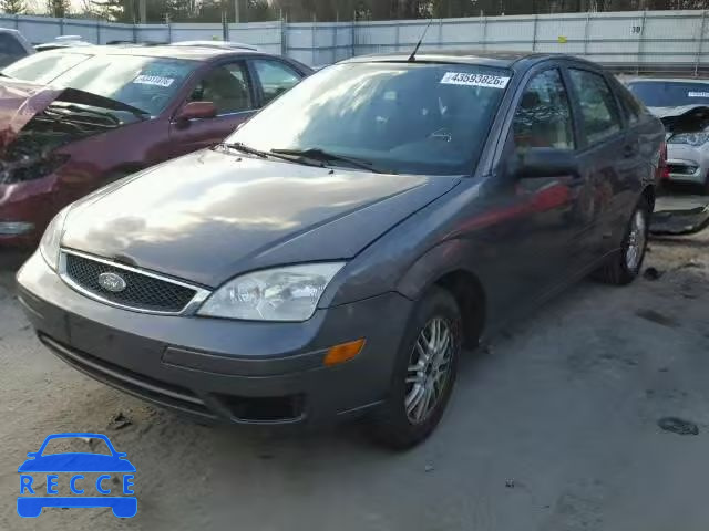 2005 FORD FOCUS ZX4 1FAFP34NX5W185567 image 1