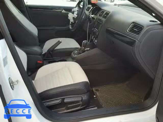 2015 VOLKSWAGEN JETTA SE 3VWD17AJ9FM220044 image 4