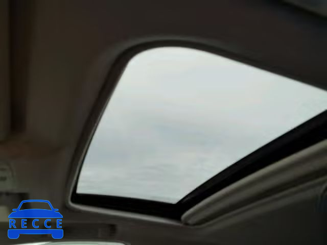 2015 TOYOTA RAV4 XLE JTMRFREV1FD127629 image 9