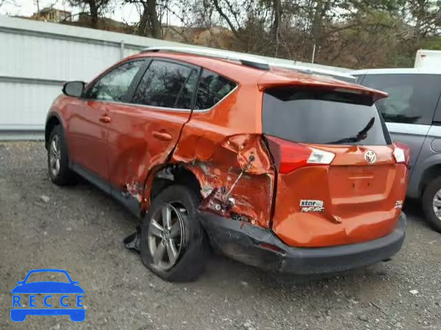 2015 TOYOTA RAV4 XLE JTMRFREV1FD127629 image 2