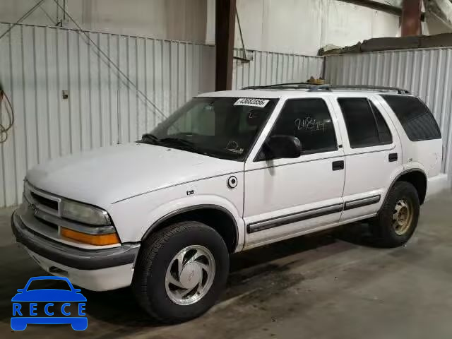 2001 CHEVROLET BLAZER 1GNDT13W212148579 image 1