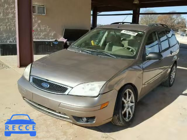 2005 FORD FOCUS ZXW 1FAFP36N65W237001 image 1