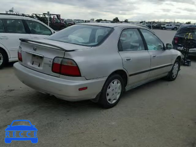 1997 HONDA ACCORD LX/ 1HGCD5637VA222229 image 3