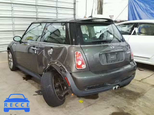 2006 MINI COOPER S WMWRE33506TJ37400 image 2