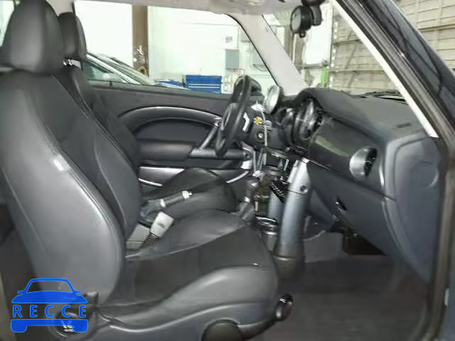 2006 MINI COOPER S WMWRE33506TJ37400 image 4