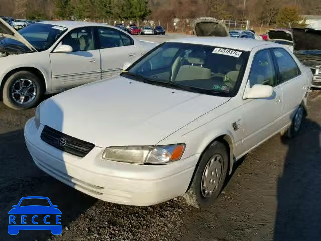 1998 TOYOTA CAMRY CE/L 4T1BG22K8WU271464 image 1
