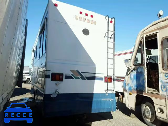 1997 CHEVROLET G3500 1GBJG31J8V1008412 image 2