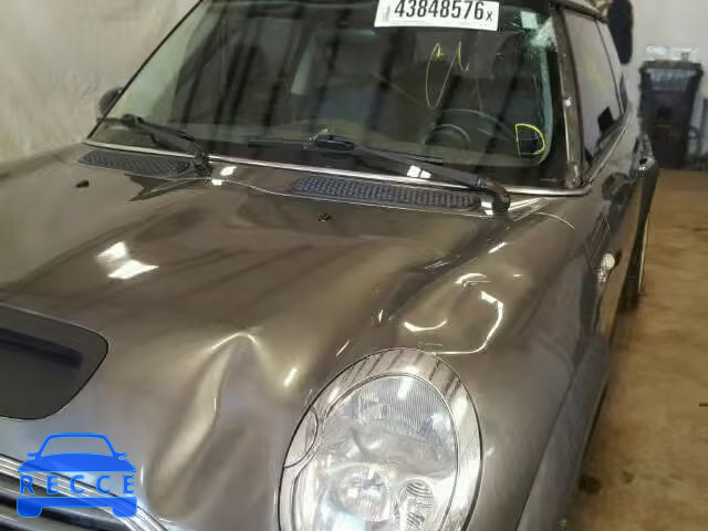 2004 MINI COOPER S WMWRE33414TD86649 image 8