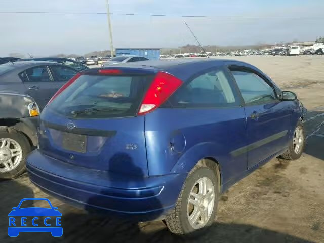 2004 FORD FOCUS ZX3 3FAFP313X4R127611 зображення 3