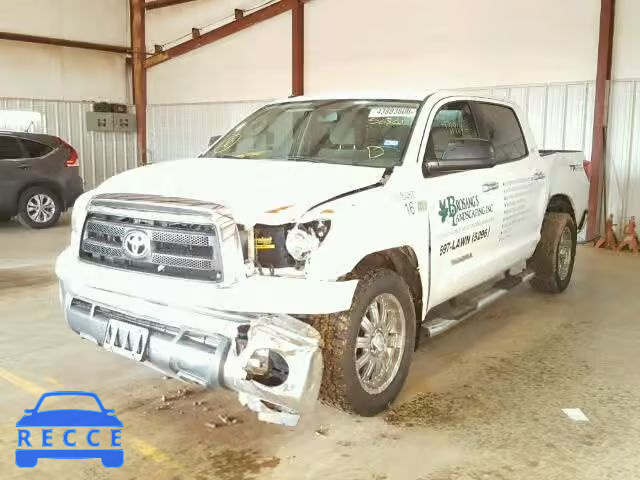 2010 TOYOTA TUNDRA CREWMAX 5TFEY5F15AX095630 image 1