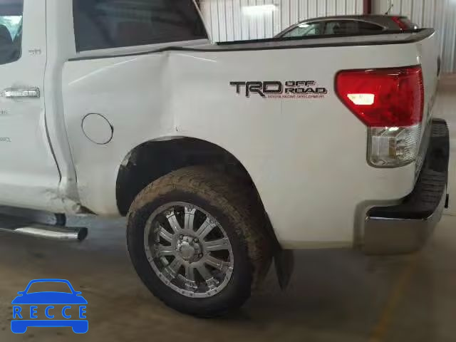 2010 TOYOTA TUNDRA CREWMAX 5TFEY5F15AX095630 Bild 8