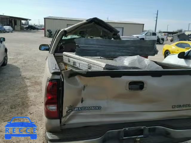 2004 CHEVROLET SILVERADO 2GCEC19V241193053 image 9