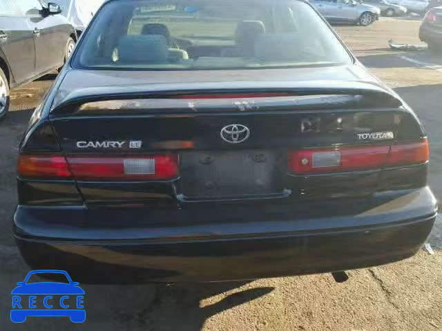 1999 TOYOTA CAMRY CE/L 4T1BG28K8XU440522 зображення 9