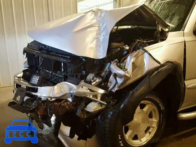 2005 GMC SIERRA K15 2GTEK13TX51200875 image 9