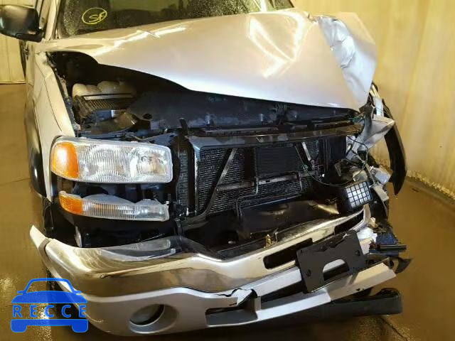 2005 GMC SIERRA K15 2GTEK13TX51200875 image 8