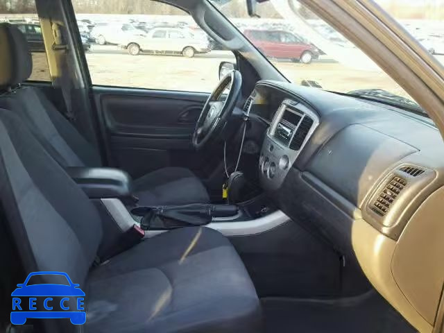 2005 MAZDA TRIBUTE I 4F2YZ92Z55KM39313 image 4